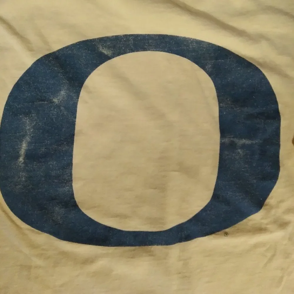 Vintage Nike Center Swoosh Mighty Oregon Ducks Logo T-Shirt Big O